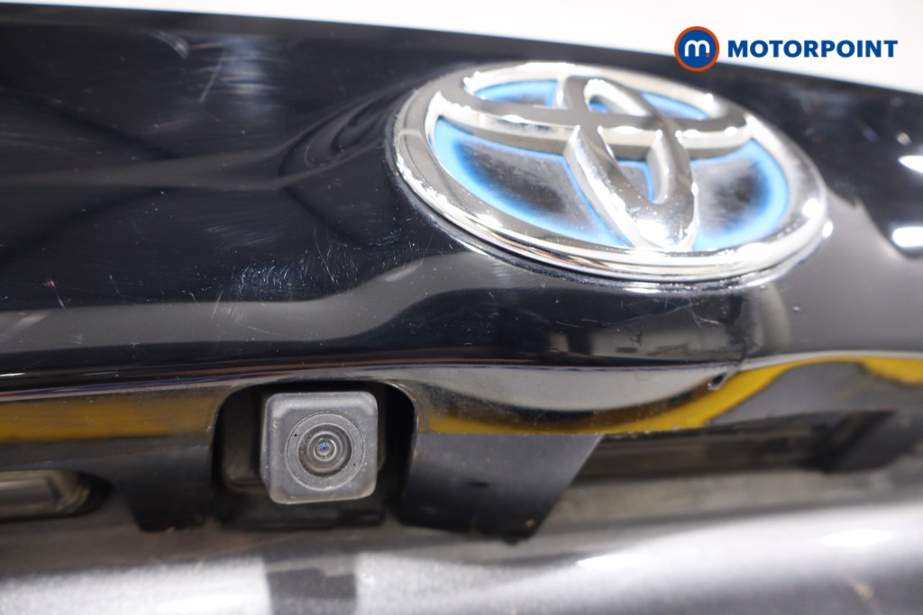 Toyota Yaris Excel Automatic Petrol-Electric Hybrid Hatchback - Stock Number (1568729) - 36th supplementary image