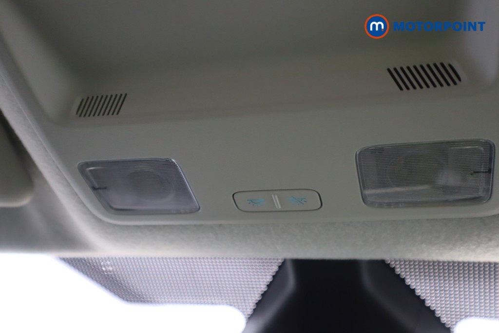Ford Fiesta Titanium Manual Petrol-Electric Hybrid Hatchback - Stock Number (1569169) - 6th supplementary image