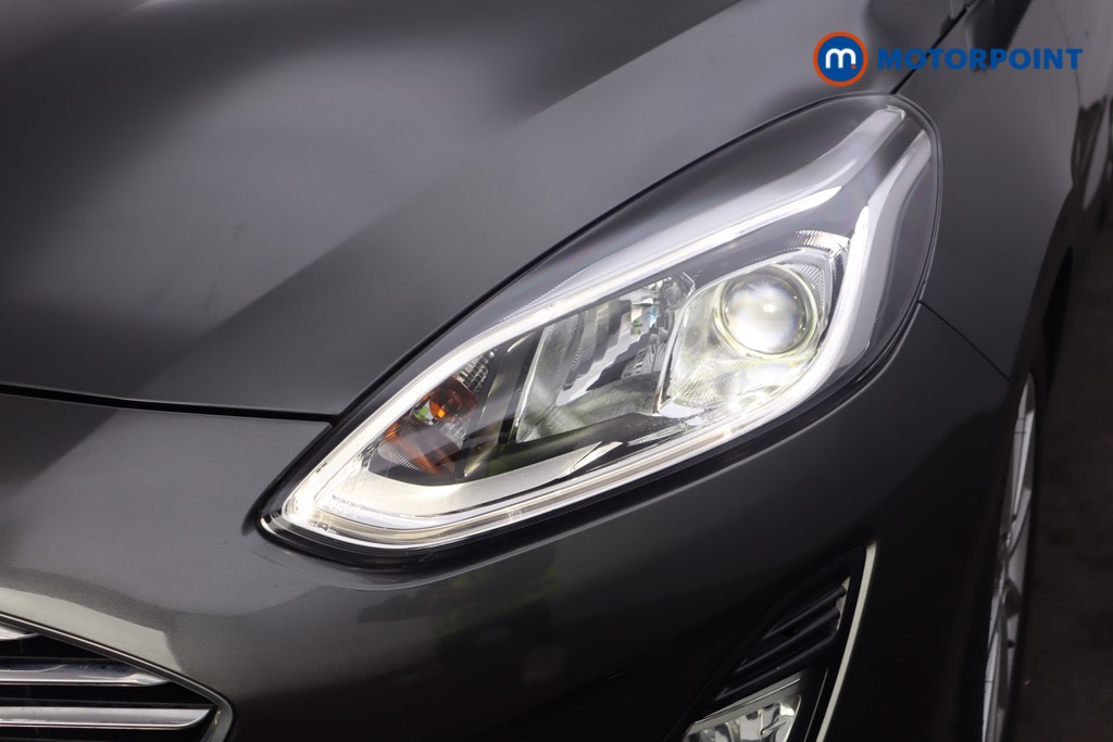 Ford Fiesta Titanium Manual Petrol-Electric Hybrid Hatchback - Stock Number (1569169) - 22nd supplementary image