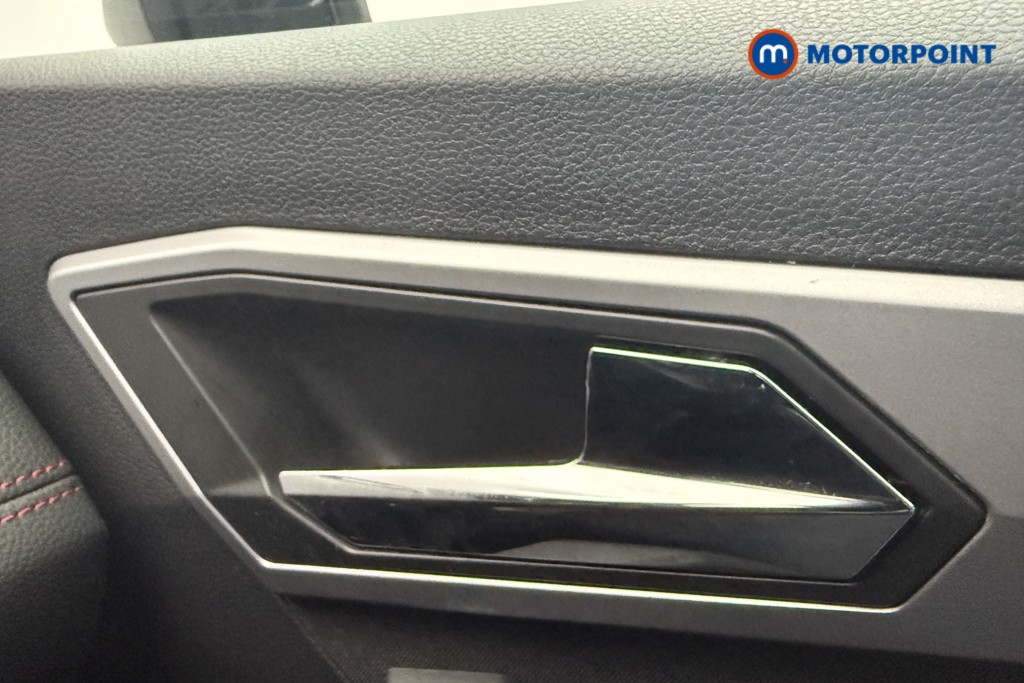 Seat Arona Fr Red Edition Manual Petrol SUV - Stock Number (1569172) - 15th supplementary image