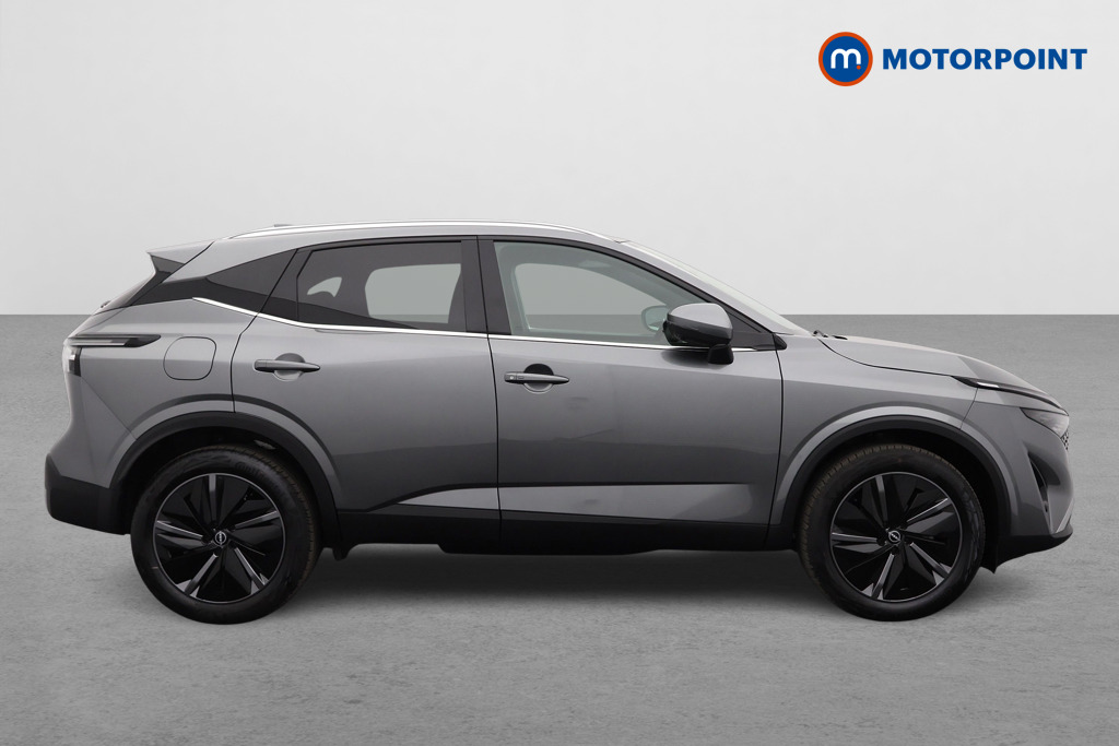 Nissan Qashqai Tekna Automatic Petrol SUV - Stock Number (1569433) - Drivers side