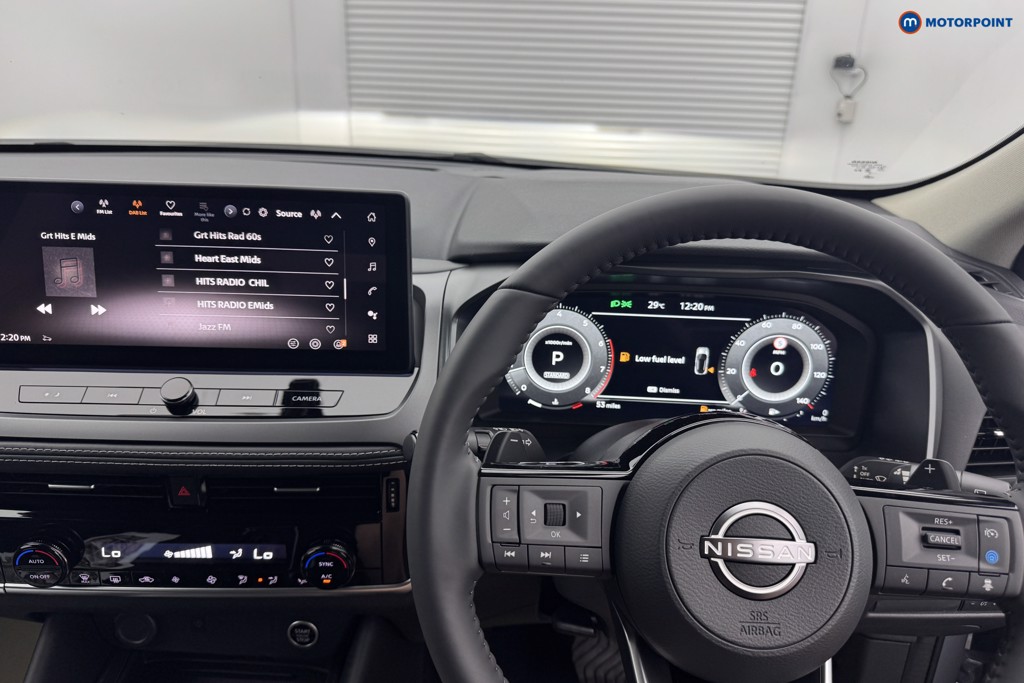 Nissan Qashqai N-Connecta Automatic Petrol SUV - Stock Number (1569453) - 6th supplementary image