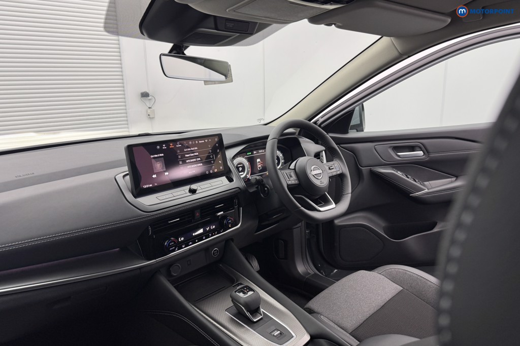 Nissan Qashqai N-Connecta Automatic Petrol SUV - Stock Number (1569453) - 13th supplementary image