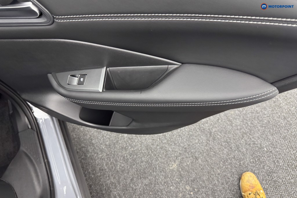 Nissan Qashqai N-Connecta Automatic Petrol SUV - Stock Number (1569453) - 19th supplementary image