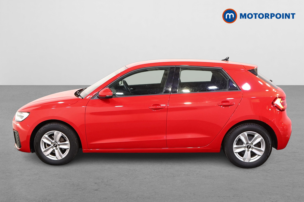 Audi A1 Technik Manual Petrol Hatchback - Stock Number (1569467) - Passenger side