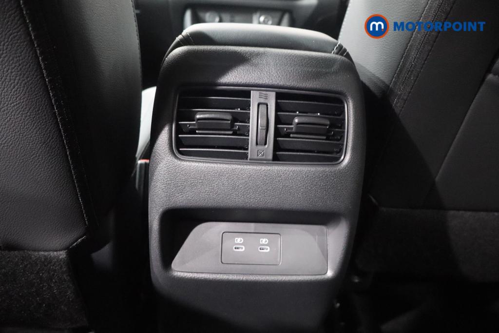 Nissan Qashqai N-Connecta Automatic Petrol SUV - Stock Number (1569471) - 21st supplementary image
