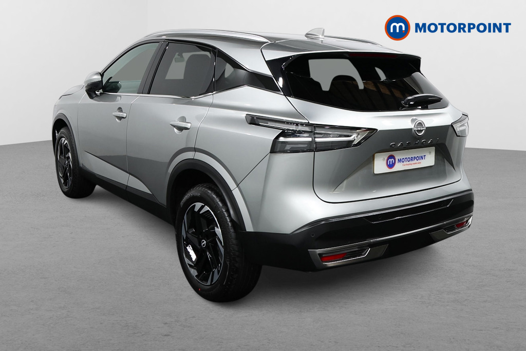 Nissan Qashqai N-Connecta Automatic Petrol SUV - Stock Number (1569471) - Passenger side rear corner