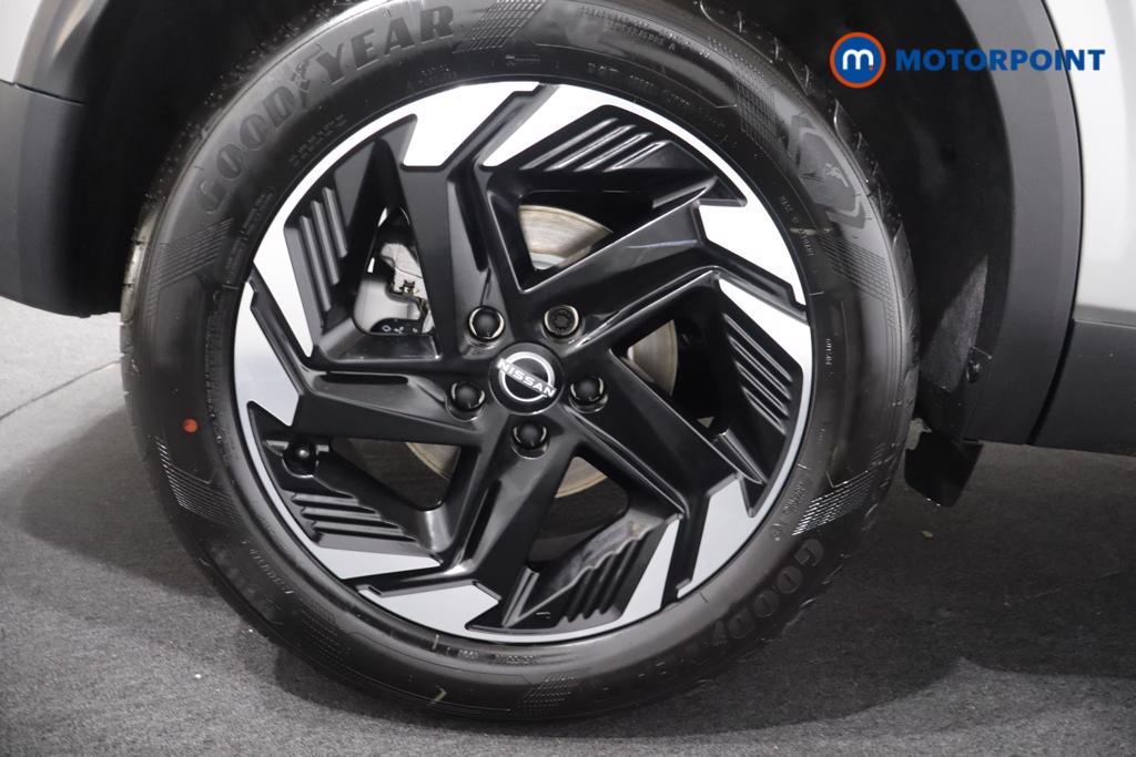 Nissan Qashqai N-Connecta Automatic Petrol SUV - Stock Number (1569476) - 38th supplementary image