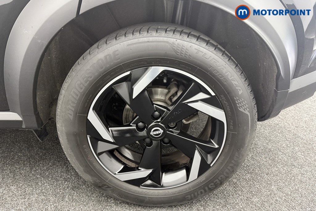Nissan Juke N-Connecta Automatic Petrol SUV - Stock Number (1569817) - 28th supplementary image