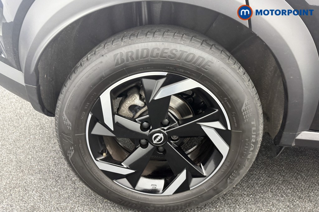 Nissan Juke N-Connecta Automatic Petrol SUV - Stock Number (1569817) - 29th supplementary image