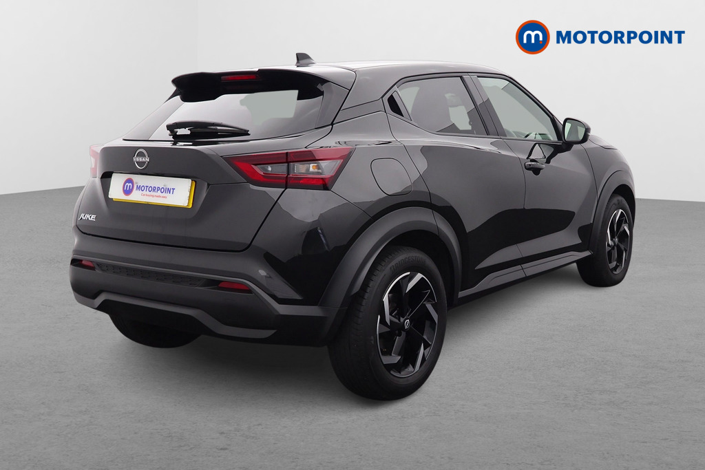 Nissan Juke N-Connecta Automatic Petrol SUV - Stock Number (1569817) - Drivers side rear corner