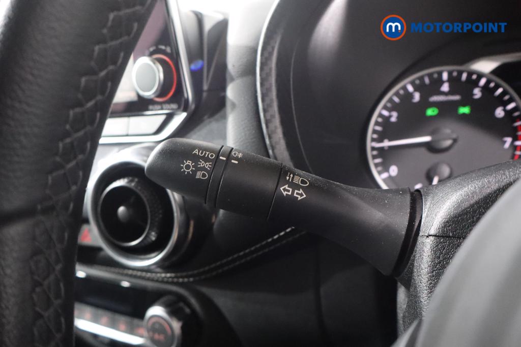 Nissan Juke N-Connecta Automatic Petrol SUV - Stock Number (1569818) - 13th supplementary image