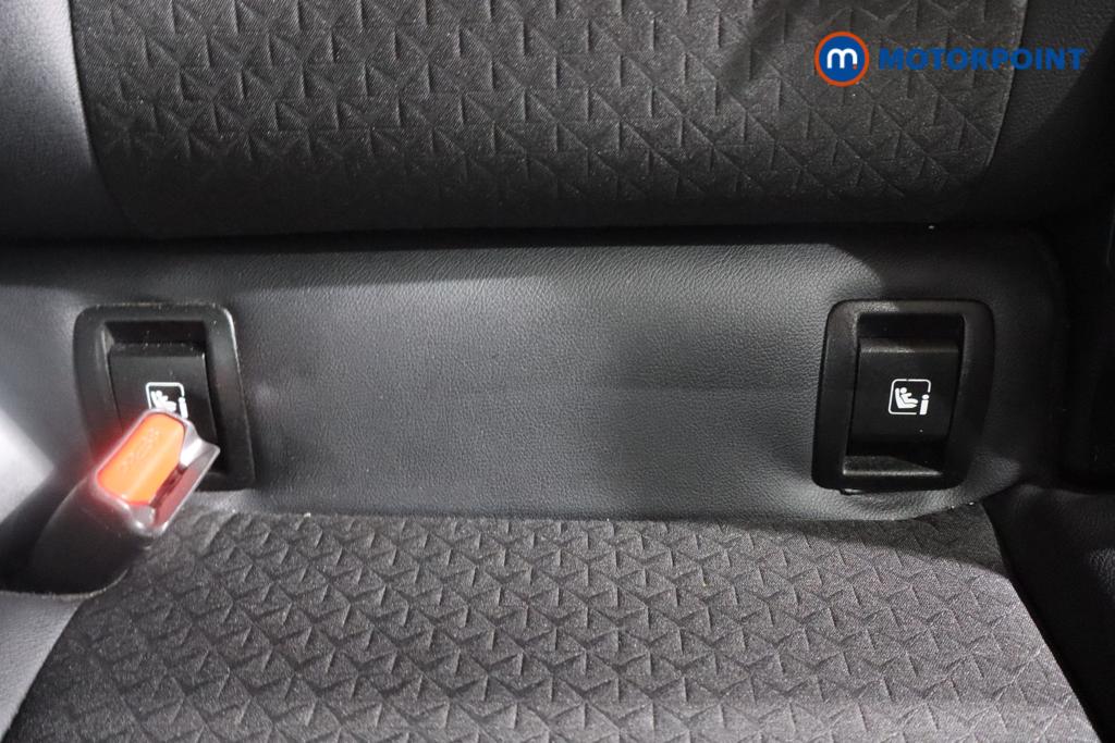 Nissan Juke N-Connecta Automatic Petrol SUV - Stock Number (1569818) - 20th supplementary image