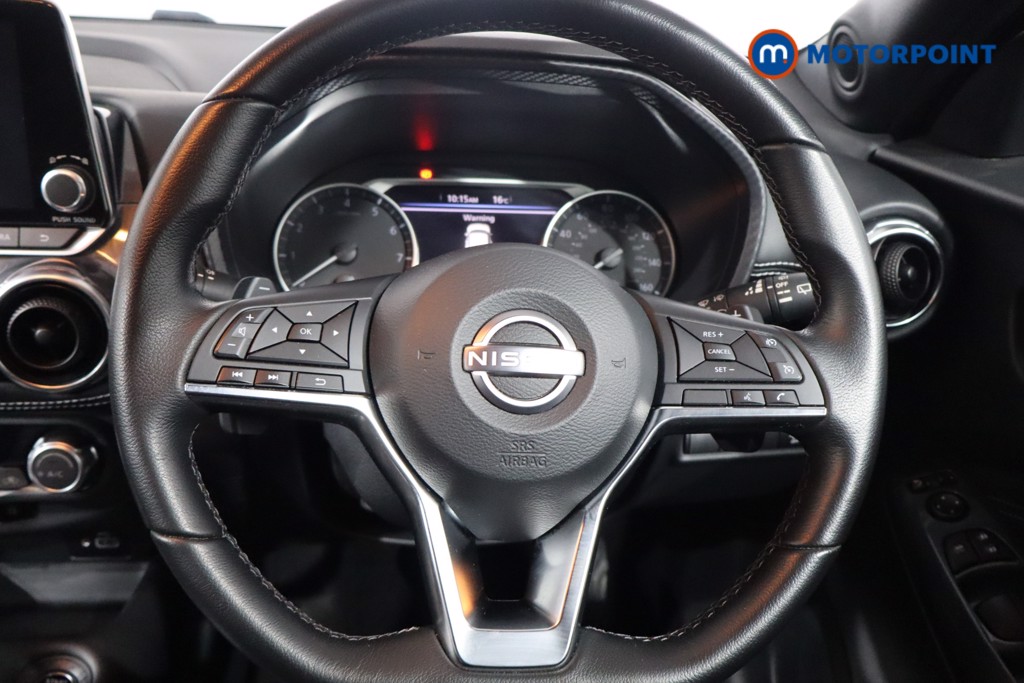 Nissan Juke N-Connecta Automatic Petrol SUV - Stock Number (1569833) - 6th supplementary image
