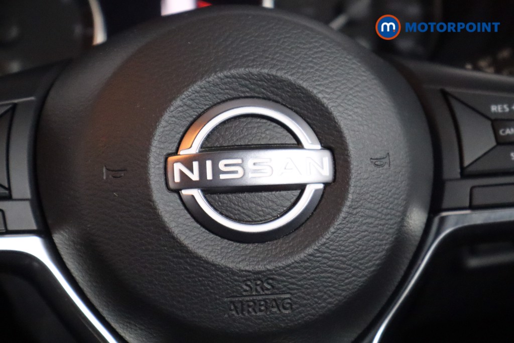 Nissan Juke N-Connecta Automatic Petrol SUV - Stock Number (1569833) - 17th supplementary image