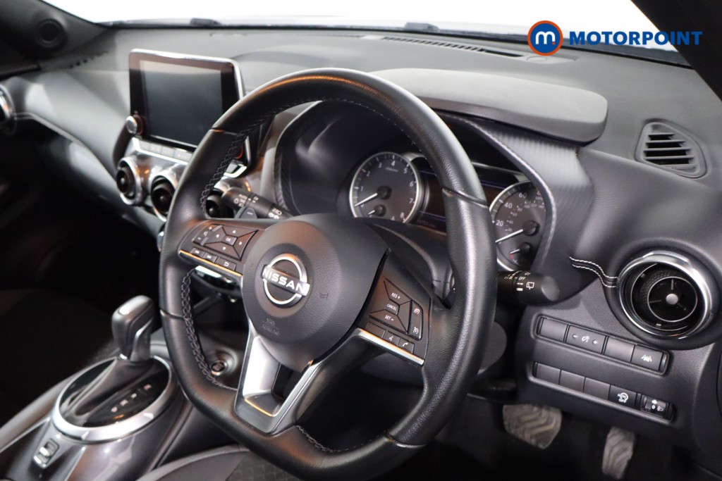 Nissan Juke N-Connecta Automatic Petrol SUV - Stock Number (1569833) - 23rd supplementary image