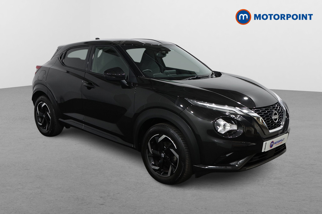 Nissan Juke N-Connecta Automatic Petrol SUV - Stock Number (1569833) - Drivers side front corner