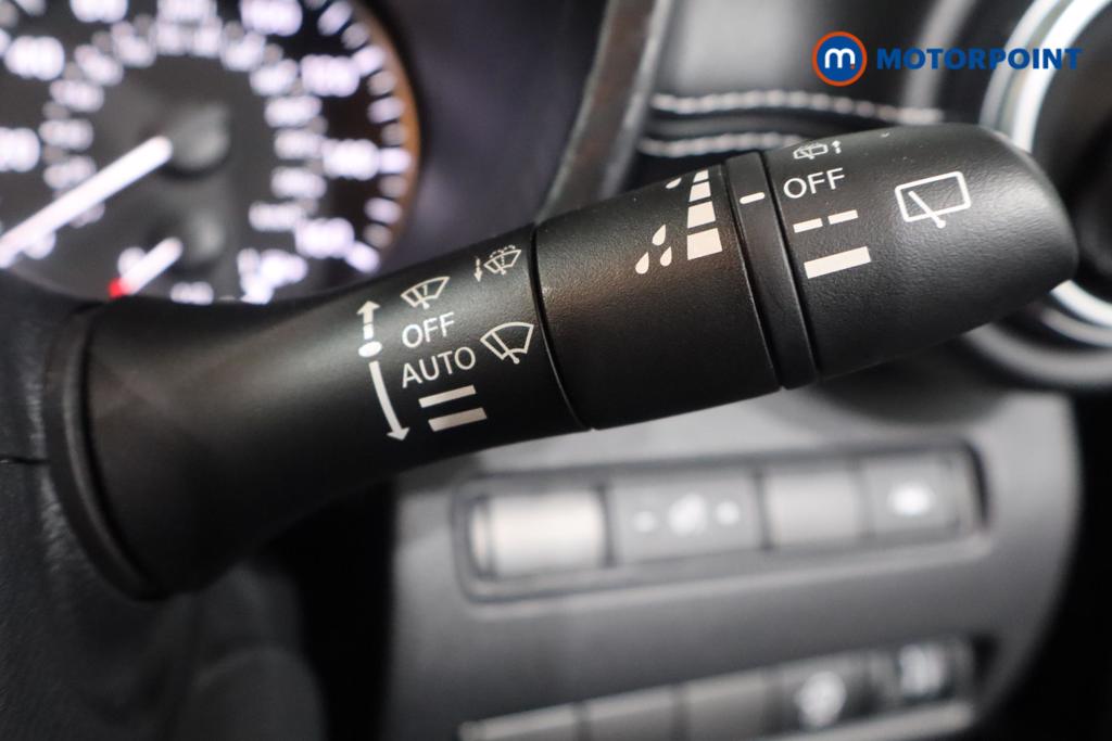 Nissan Juke N-Connecta Automatic Petrol SUV - Stock Number (1569837) - 13th supplementary image