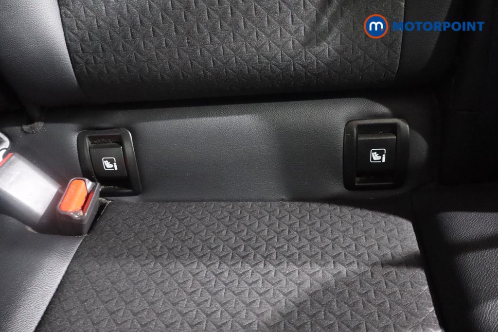Nissan Juke N-Connecta Automatic Petrol SUV - Stock Number (1569837) - 19th supplementary image