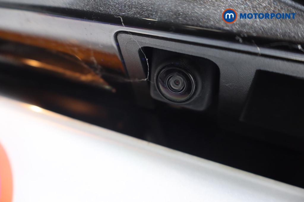 Nissan Juke N-Connecta Automatic Petrol SUV - Stock Number (1569837) - 22nd supplementary image