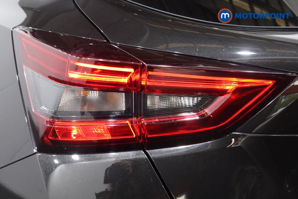 Nissan Juke N-Connecta Automatic Petrol SUV - Stock Number (1569837) - 27th supplementary image