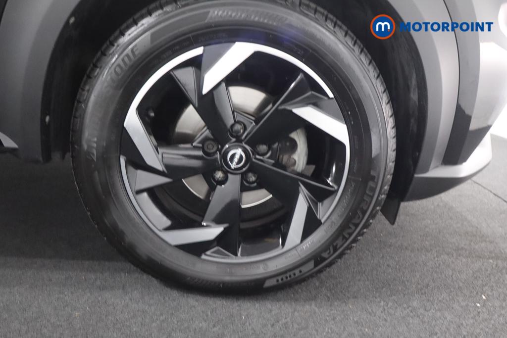 Nissan Juke N-Connecta Automatic Petrol SUV - Stock Number (1569837) - 32nd supplementary image