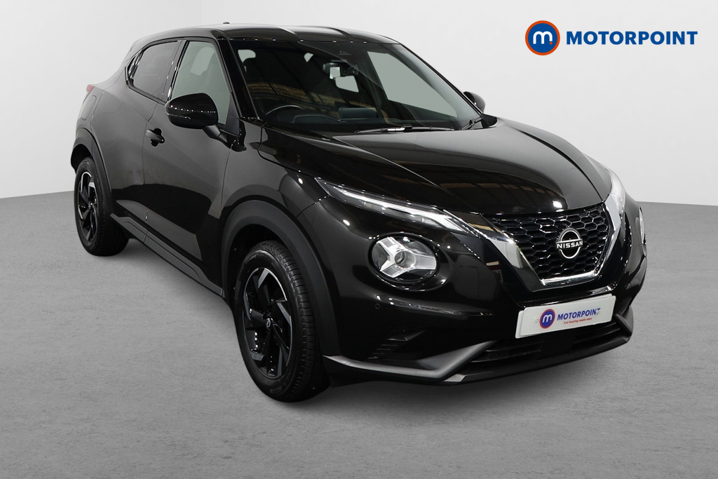 Nissan Juke N-Connecta Automatic Petrol SUV - Stock Number (1569837) - Passenger side front corner