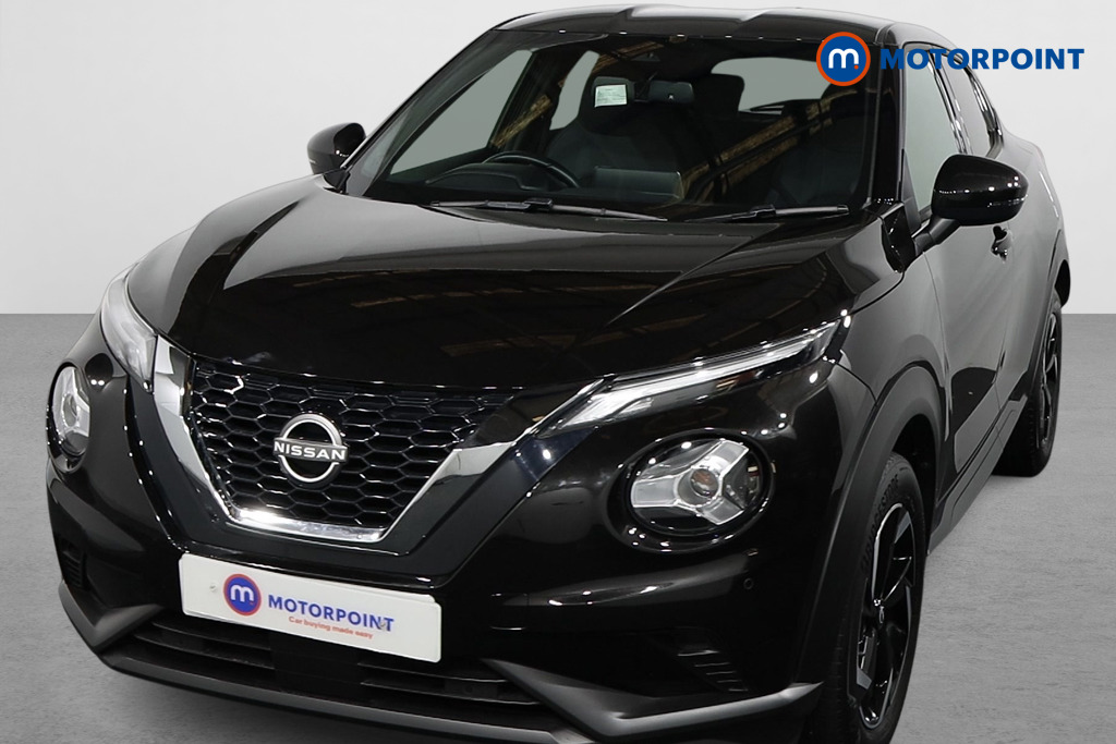 Nissan Juke N-Connecta Automatic Petrol SUV - Stock Number (1569837) - Passenger side