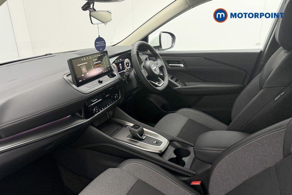 Nissan Qashqai N-Connecta Automatic Petrol SUV - Stock Number (1569887) - 5th supplementary image
