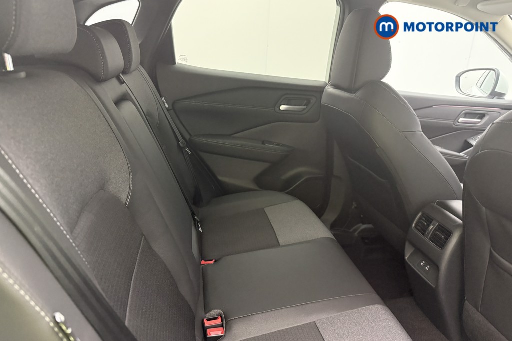 Nissan Qashqai N-Connecta Automatic Petrol SUV - Stock Number (1569887) - 8th supplementary image