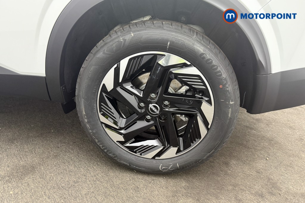 Nissan Qashqai N-Connecta Automatic Petrol SUV - Stock Number (1569887) - 36th supplementary image