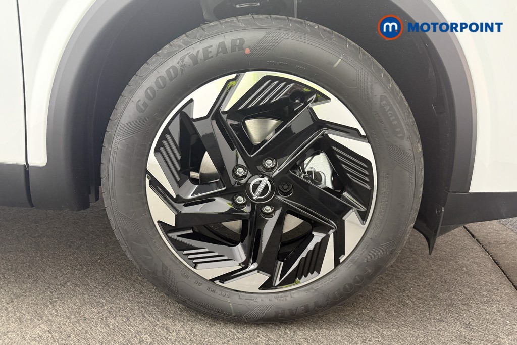 Nissan Qashqai N-Connecta Automatic Petrol SUV - Stock Number (1569887) - 38th supplementary image