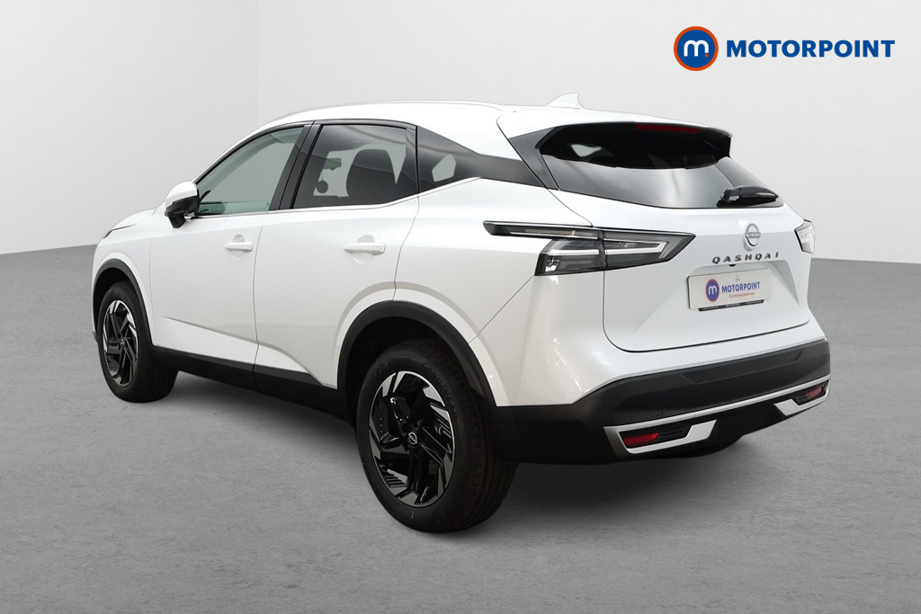 Nissan Qashqai N-Connecta Automatic Petrol SUV - Stock Number (1569887) - Passenger side rear corner