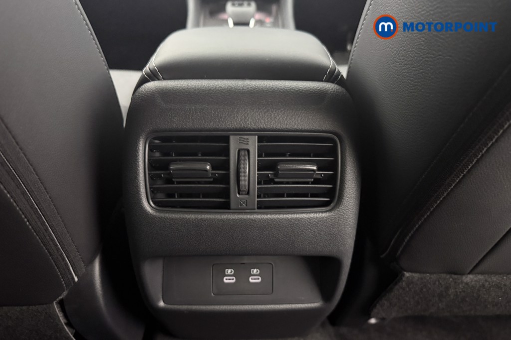 Nissan Qashqai N-Connecta Automatic Petrol SUV - Stock Number (1569892) - 21st supplementary image