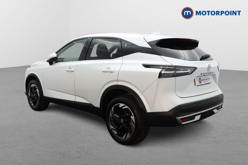 Nissan Qashqai N-Connecta Automatic Petrol SUV - Stock Number (1569892) - Passenger side rear corner