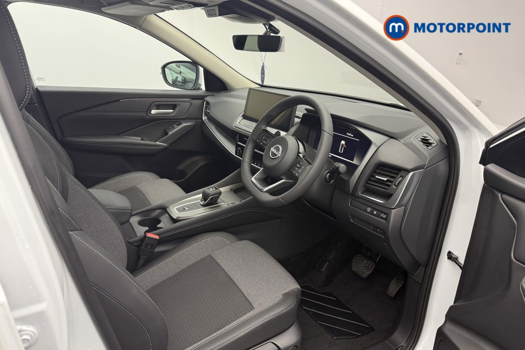 Nissan Qashqai N-Connecta Automatic Petrol SUV - Stock Number (1569903) - 3rd supplementary image