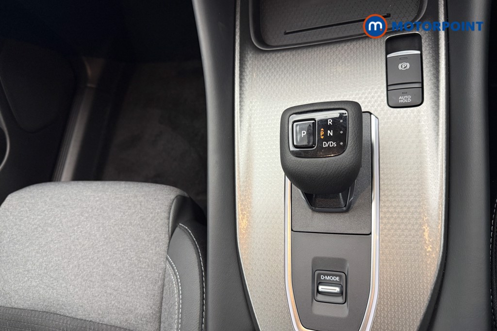 Nissan Qashqai N-Connecta Automatic Petrol SUV - Stock Number (1569903) - 11th supplementary image
