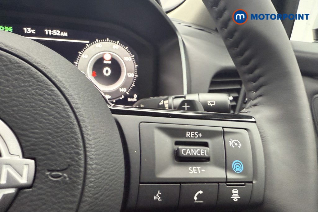 Nissan Qashqai N-Connecta Automatic Petrol SUV - Stock Number (1569903) - 13th supplementary image