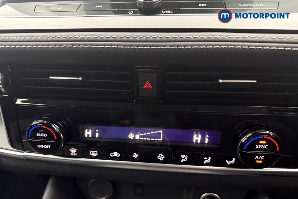 Nissan Qashqai N-Connecta Automatic Petrol SUV - Stock Number (1569906) - 9th supplementary image