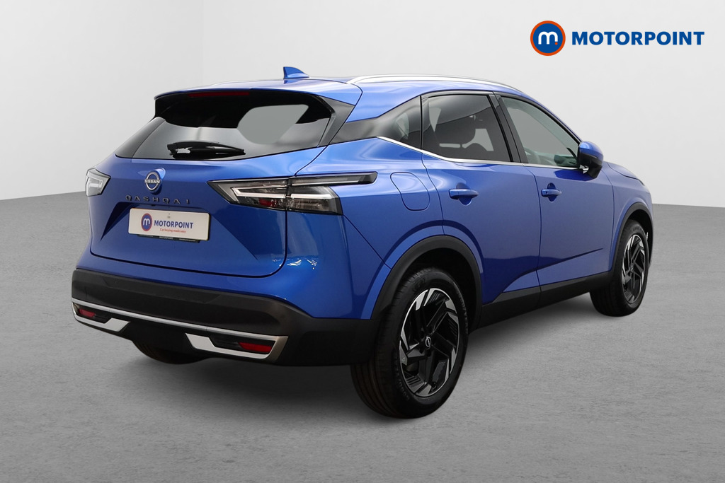 Nissan Qashqai N-Connecta Automatic Petrol SUV - Stock Number (1569906) - Drivers side rear corner