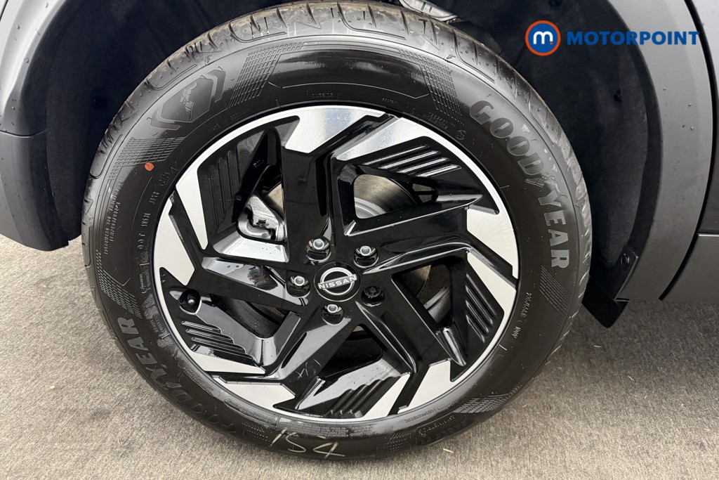 Nissan Qashqai N-Connecta Automatic Petrol SUV - Stock Number (1569908) - 18th supplementary image