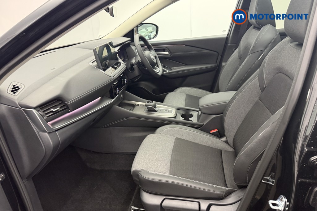 Nissan Qashqai N-Connecta Automatic Petrol SUV - Stock Number (1569908) - 1st supplementary image