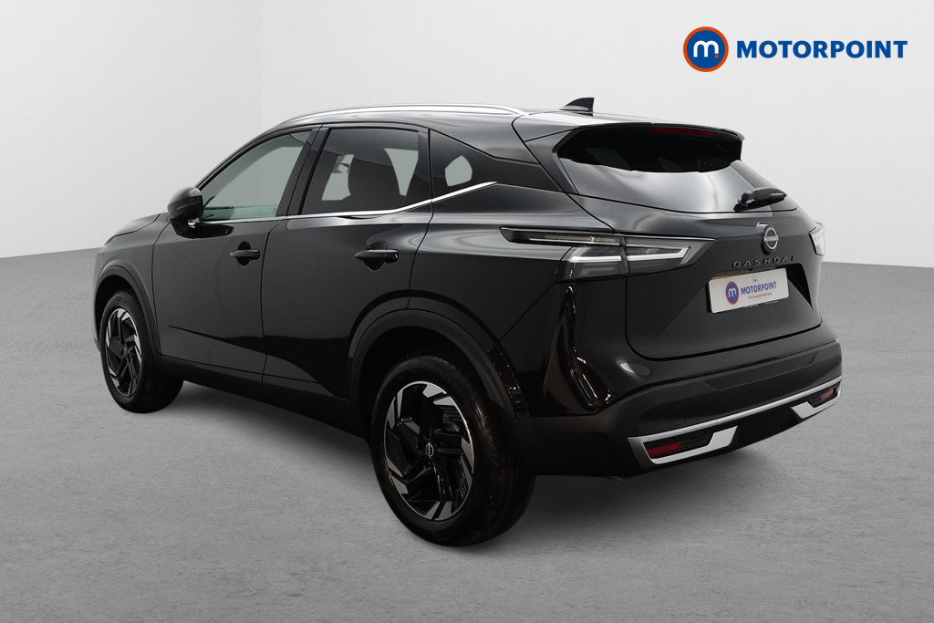 Nissan Qashqai N-Connecta Automatic Petrol SUV - Stock Number (1569908) - Passenger side rear corner