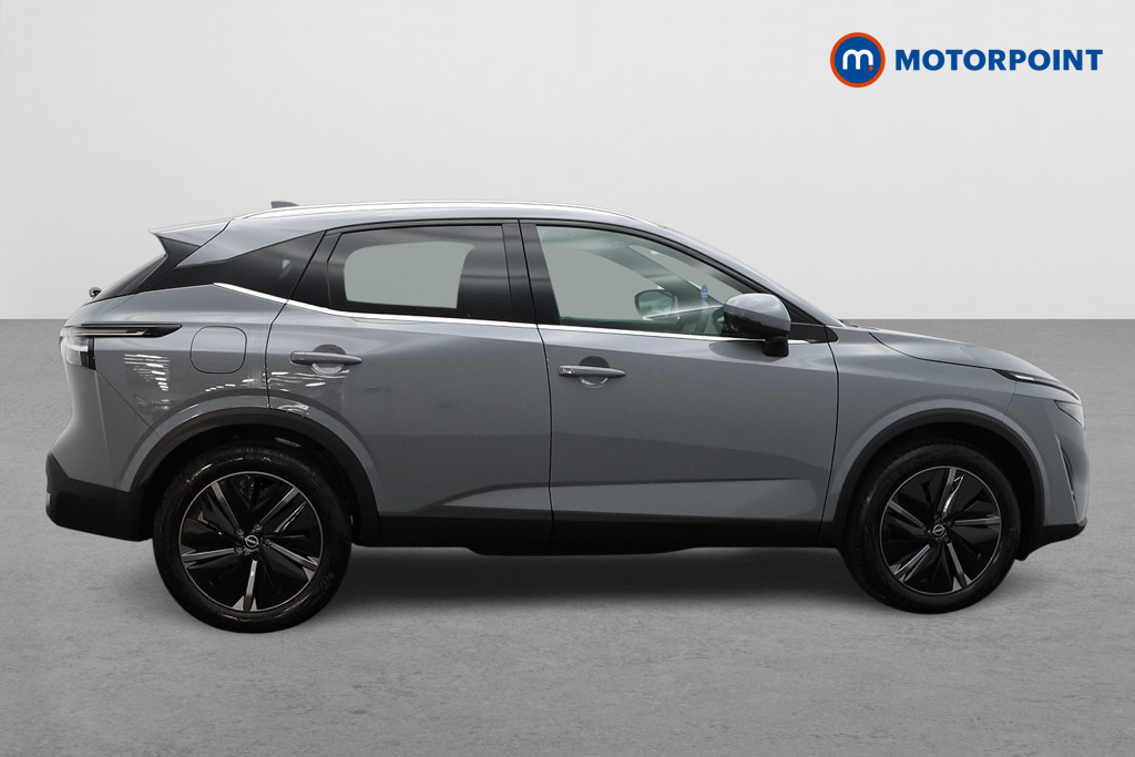 Nissan Qashqai Tekna Automatic Petrol SUV - Stock Number (1569910) - Drivers side