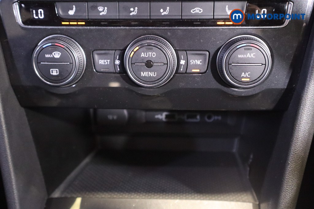 Volkswagen Tiguan Allspace R-Line Automatic Diesel SUV - Stock Number (1570011) - 20th supplementary image