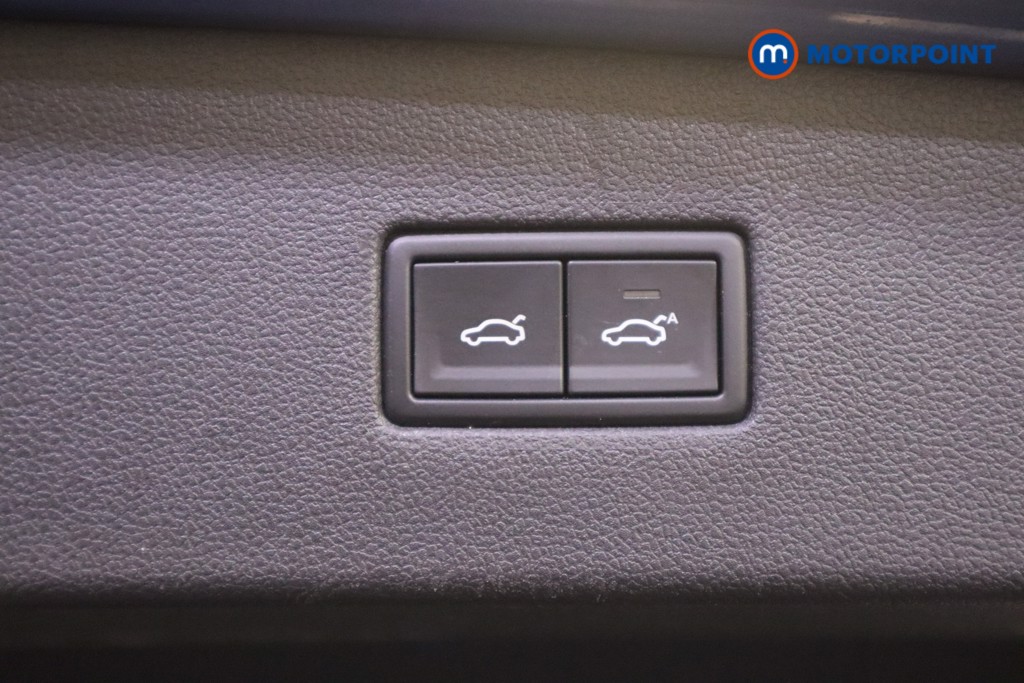 Volkswagen Tiguan Allspace R-Line Automatic Diesel SUV - Stock Number (1570011) - 32nd supplementary image