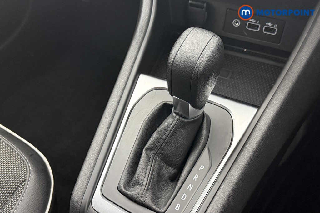 Renault Captur Techno Automatic Petrol-Electric Hybrid SUV - Stock Number (1570149) - 5th supplementary image