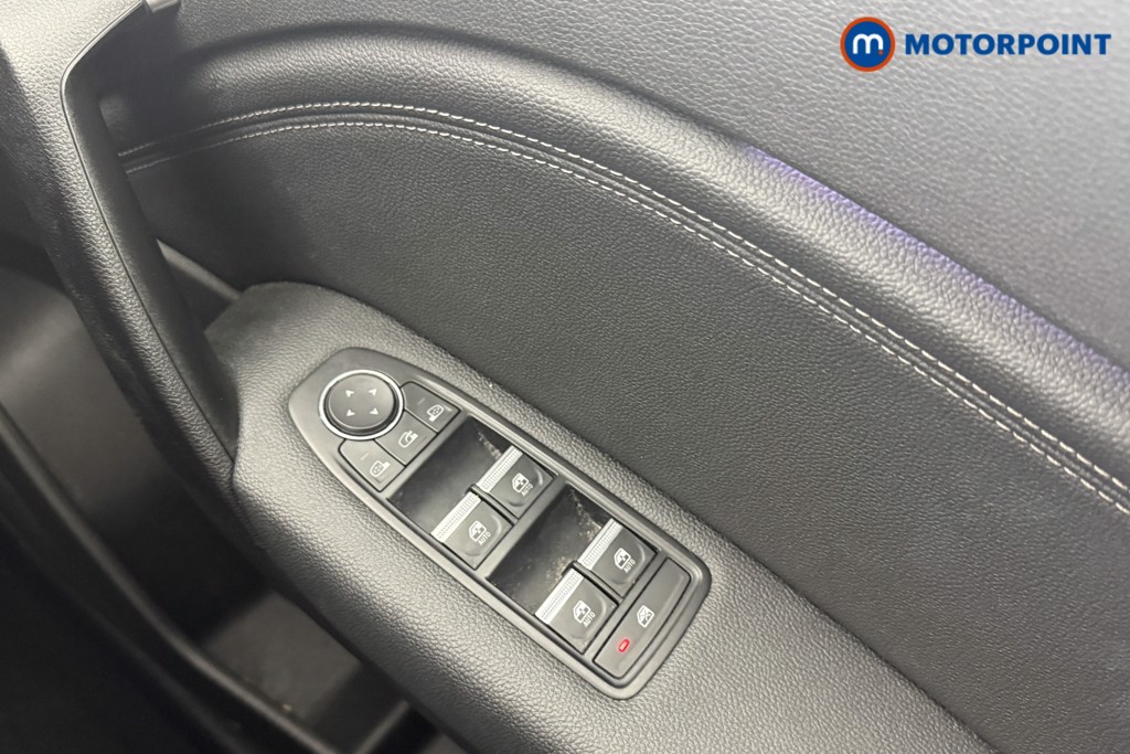 Renault Captur Techno Automatic Petrol-Electric Hybrid SUV - Stock Number (1570149) - 11th supplementary image