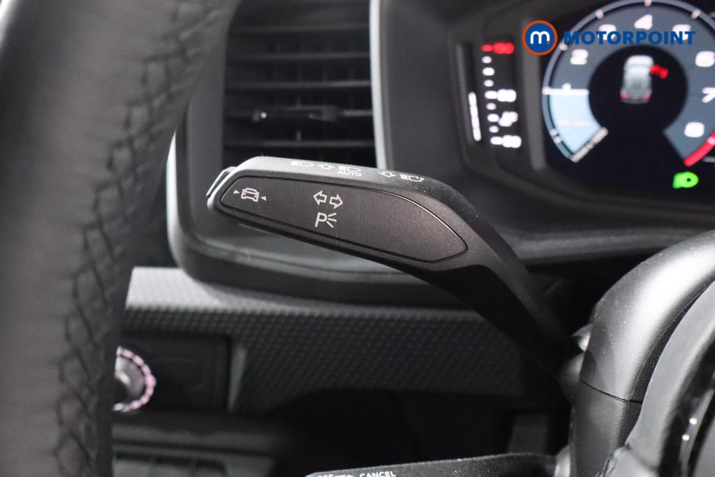 Audi A1 Technik Manual Petrol Hatchback - Stock Number (1570178) - 11th supplementary image