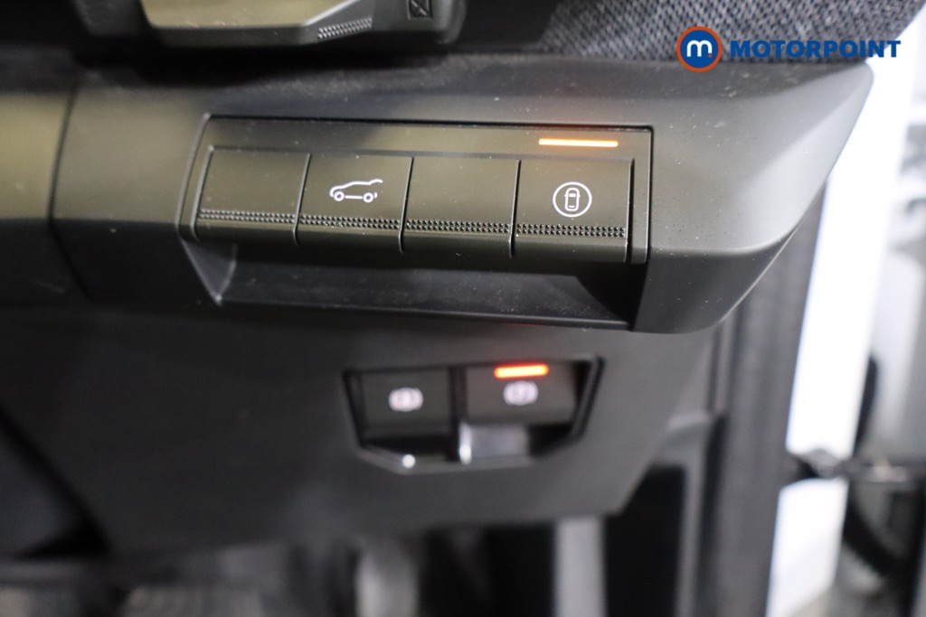 Renault Scenic E-Tech Techno Automatic Electric People Carrier - Stock Number (1570489) - 17th supplementary image